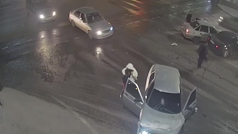 Аварии сняты на видеорегистратор. Подборки дтп и аварии russian crash channel фото.