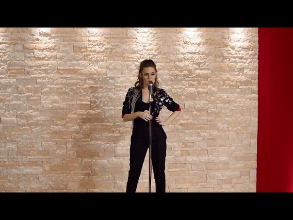 Athena Manoukian Mammas Knows Best ( Live,