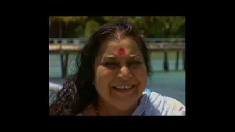 1990 0310 Visit to the Reefs, Carins Australia DP