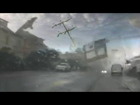Terrible STORM as a TORNADO hits Oman, Ibri. Wet