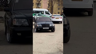 ОБЗОР МЕРСЕДЕС W124 #shorts #w124 #рекомендации #подпишись #инстаграм #обзор #топ #таджикистан #лайк