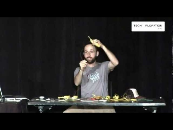 Beau Silver rocks the bananas using Ma Key Ma