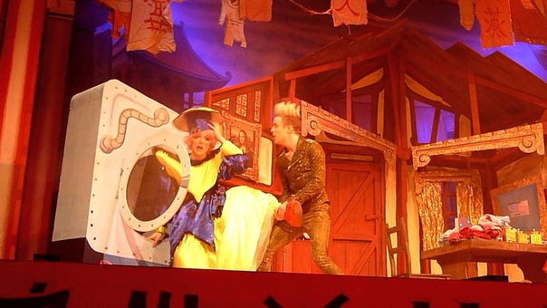 Edward Shrinks + More Jedward And The Magic Lamp 19, 12,