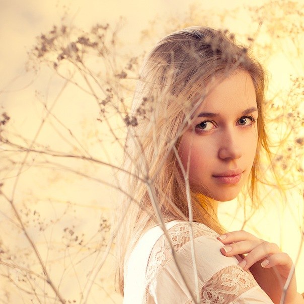 Joconda Smiling is | 