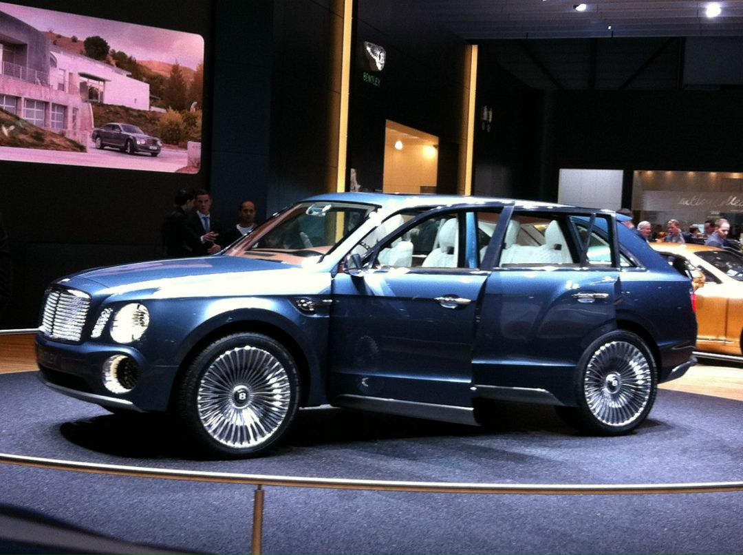 Mikhail Bagdasarov | Москва