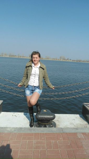 №34, Оля Сташкевич, 33 года, Тополи №34, Оля Сташкевич, 33 года, Тополи