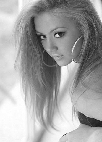 Танюша Сергеенко, Россия, Москва