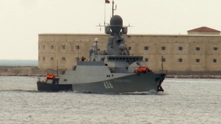 МРК Орехово Зуево возвращается в Севастополь из первого дальнего похода
