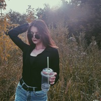 Анна Тихонова