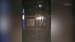- сгоревший ТЦ Максим изнутри Владивосток