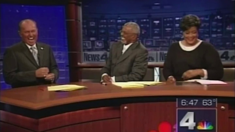 News Anchors Cant Stop Laughing At Falling