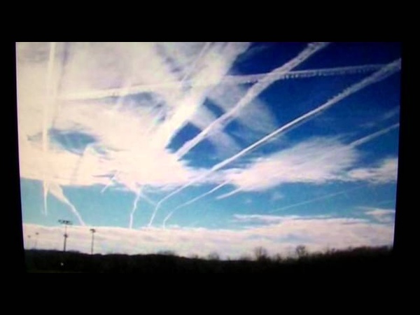 Chemtrails over the country club кадры из клипа. Chemtrails over the country club speed. Chemtrails over the country club album. Виниловые пластинки lana del rey. Chemtrails over the country club speed.