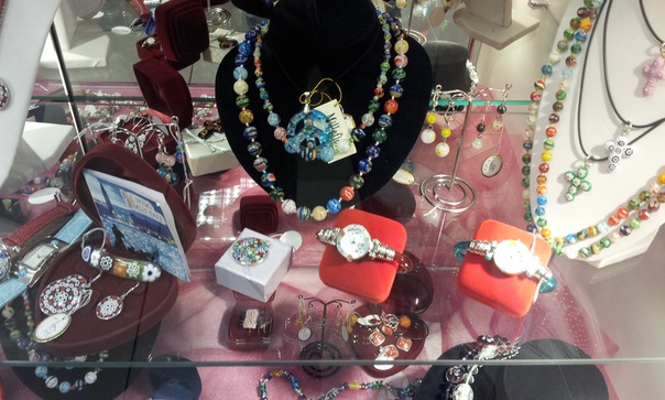 Магазинчик Millefiori. Украшения, стекло Мурано.