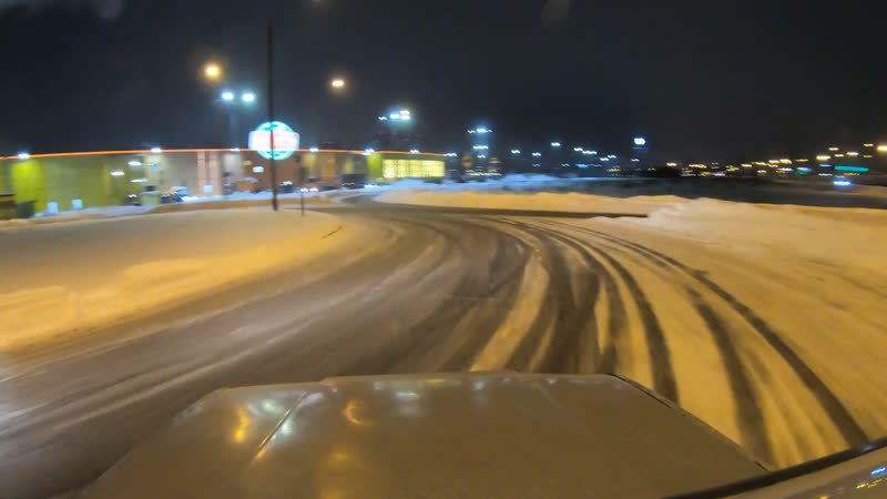 Привыкла к машине, поехала на