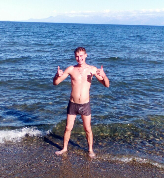 Дмитрий Брянский >(- ~>♥ <~ -)< |