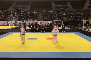 Albena Sitnilska (BUL) v Mariia Klochkova (RUS) - Female 4 Dan Pattern Semi Final