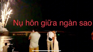 Màn bắn pháo hoa chào đón đêm trung thu rộn ràng tại Cầu Hôn - cáp treo Phú Quốc